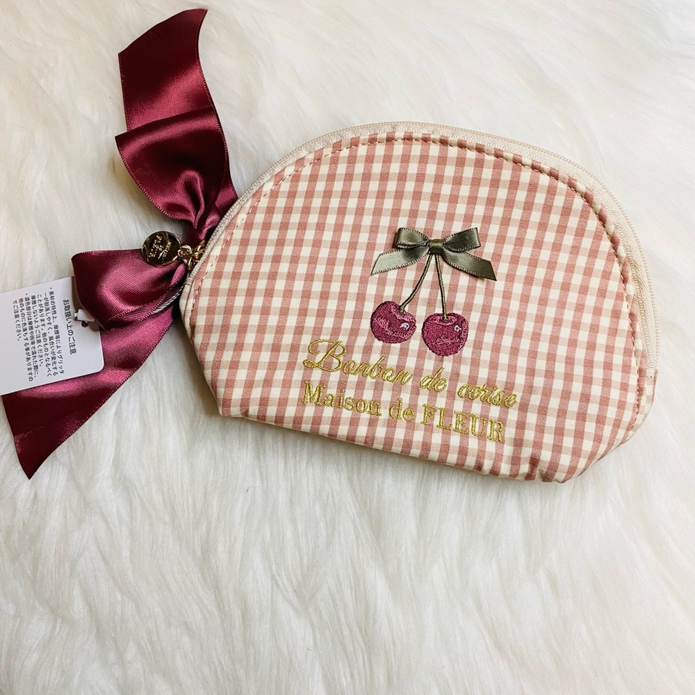 Cherry bow cosmetic pouch Maison de fleur